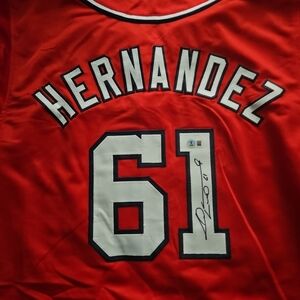 Livan Hernadez Autographef Washington Nationals Jersey Beckett Cert